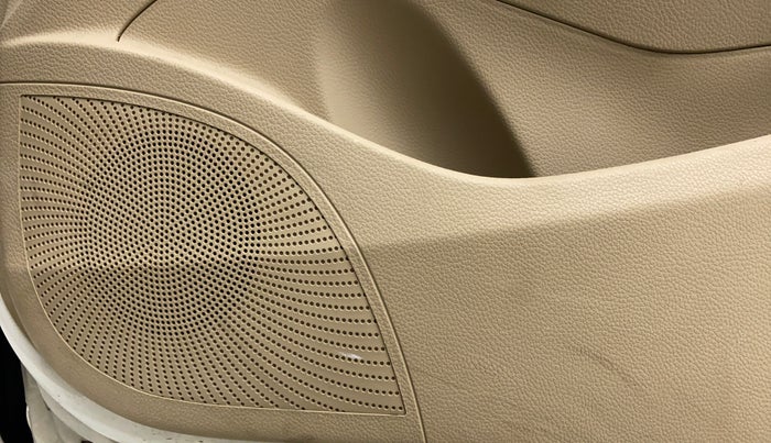 2018 Hyundai Eon MAGNA +, Petrol, Manual, 11,582 km, Speaker