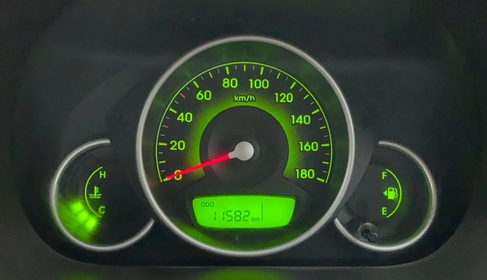 2018 Hyundai Eon MAGNA +, Petrol, Manual, 11,582 km, Odometer Image