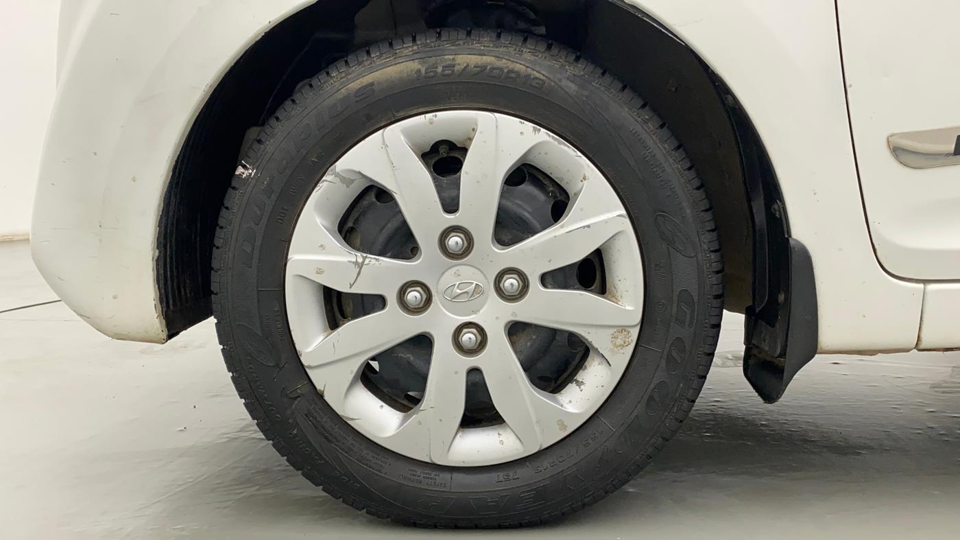 2018 Hyundai Eon MAGNA +, Petrol, Manual, 11,582 km, Left Front Wheel