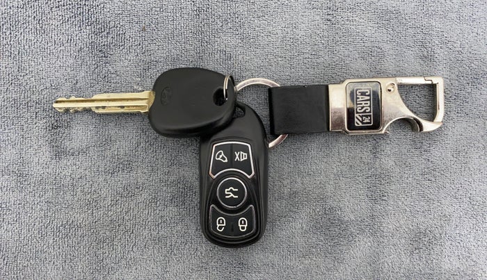 2018 Hyundai Eon MAGNA +, Petrol, Manual, 11,582 km, Key Close Up