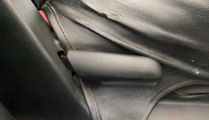 2017 Maruti Swift VDI (O), Diesel, Manual, 76,874 km, Driver Side Adjustment Panel