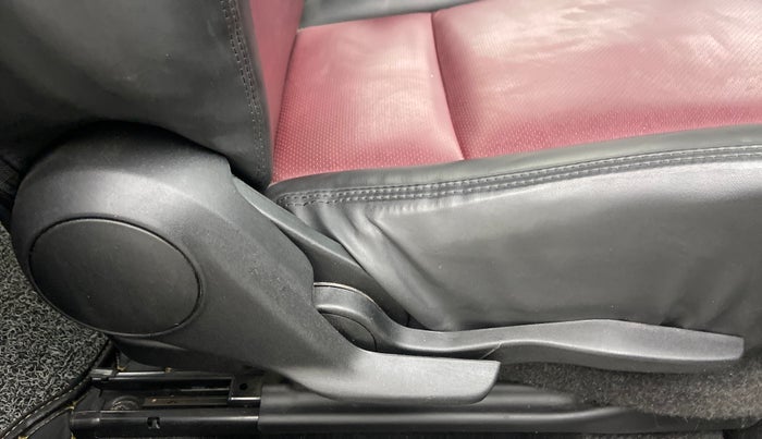 2020 Maruti Baleno ZETA CVT PETROL 1.2, Petrol, Automatic, 35,131 km, Driver Side Adjustment Panel