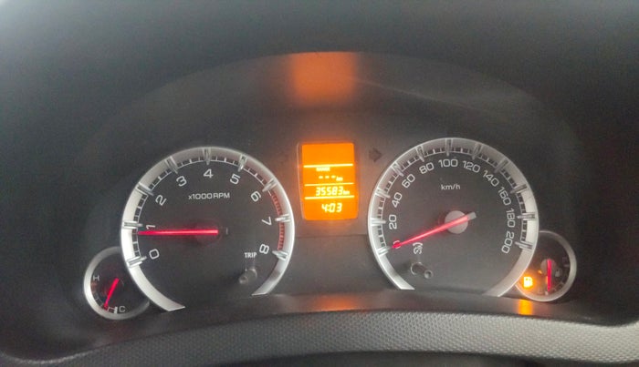 2013 Maruti Swift VXI, Petrol, Manual, 35,570 km, Odometer Image