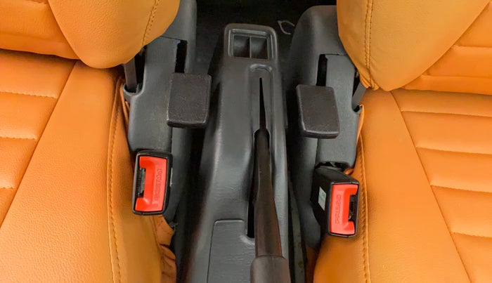 2016 Maruti Eeco 5 STR WITH A/C+HTR, Petrol, Manual, 23,068 km, Driver Side Adjustment Panel