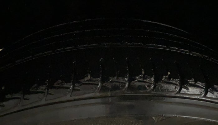 2018 Maruti Baleno ALPHA CVT PETROL 1.2, Petrol, Automatic, 32,435 km, Right Rear Tyre Tread