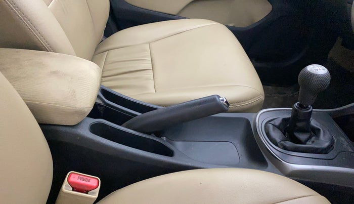2016 Honda City 1.5L I-VTEC SV, Petrol, Manual, 89,392 km, Gear Lever