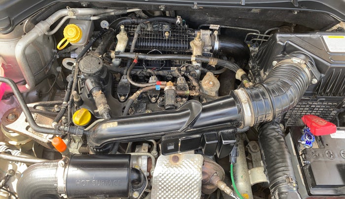 2020 Mahindra XUV300 W4 1.2 PETROL, Petrol, Manual, 29,751 km, Engine View