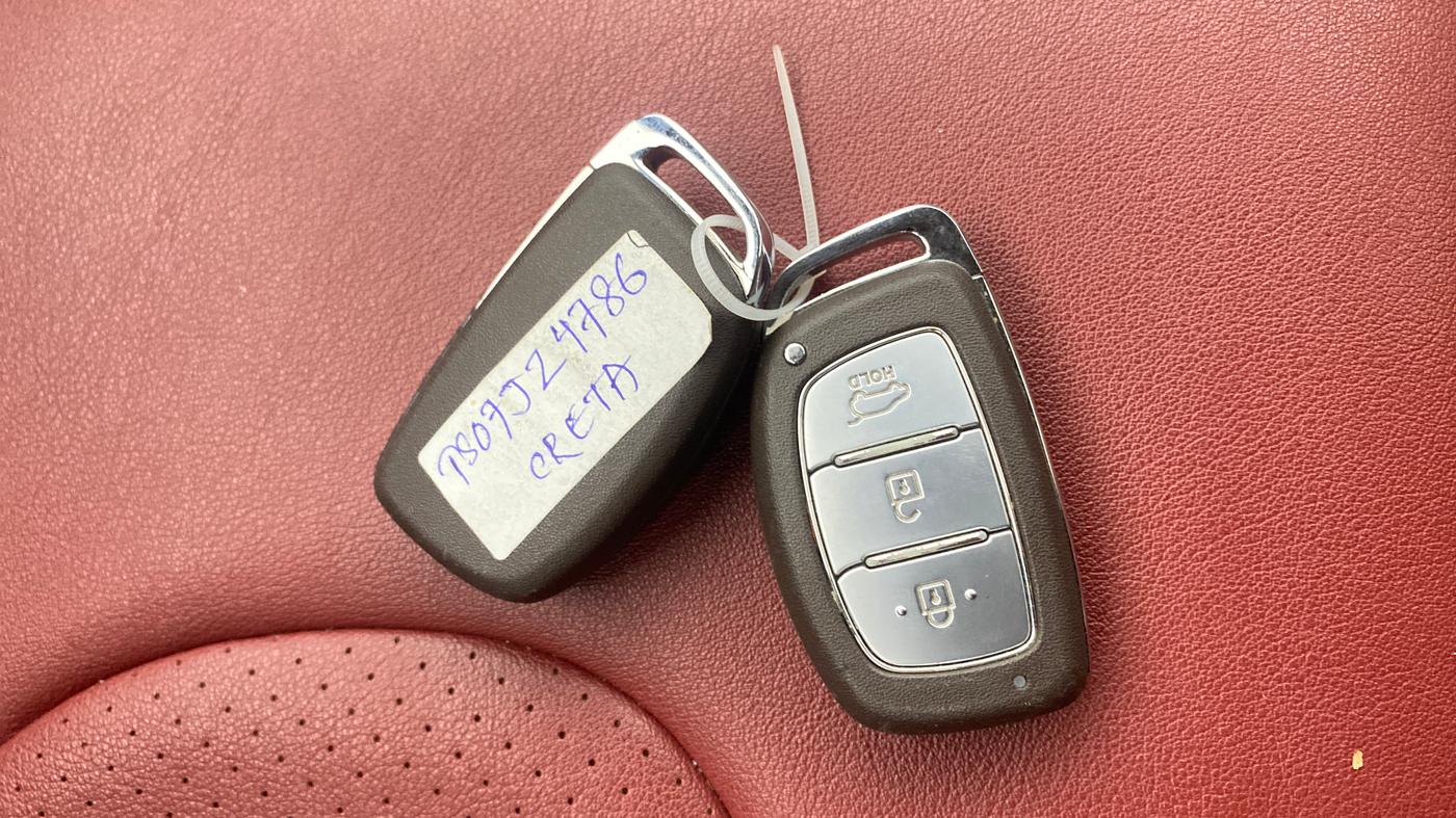 2023 Hyundai Creta S PLUS KNIGHT 1.5 PETROL, Petrol, Manual, 28,022 km, Key Close Up