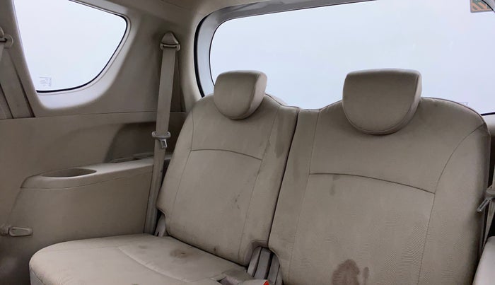 2016 Maruti Ertiga VXI, Petrol, Manual, 1,46,105 km, Third Seat Row ( optional )