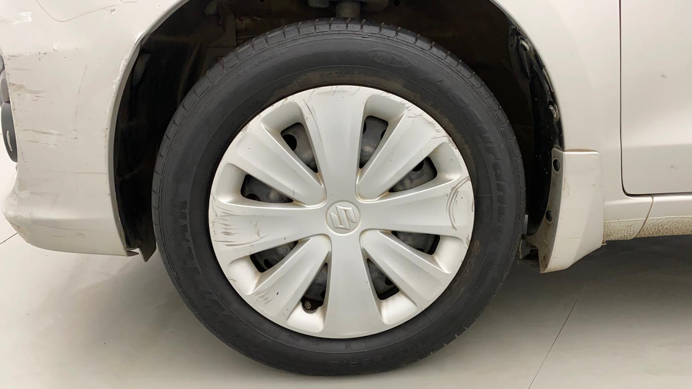 2016 Maruti Ertiga VXI, Petrol, Manual, 1,46,105 km, Left Front Wheel