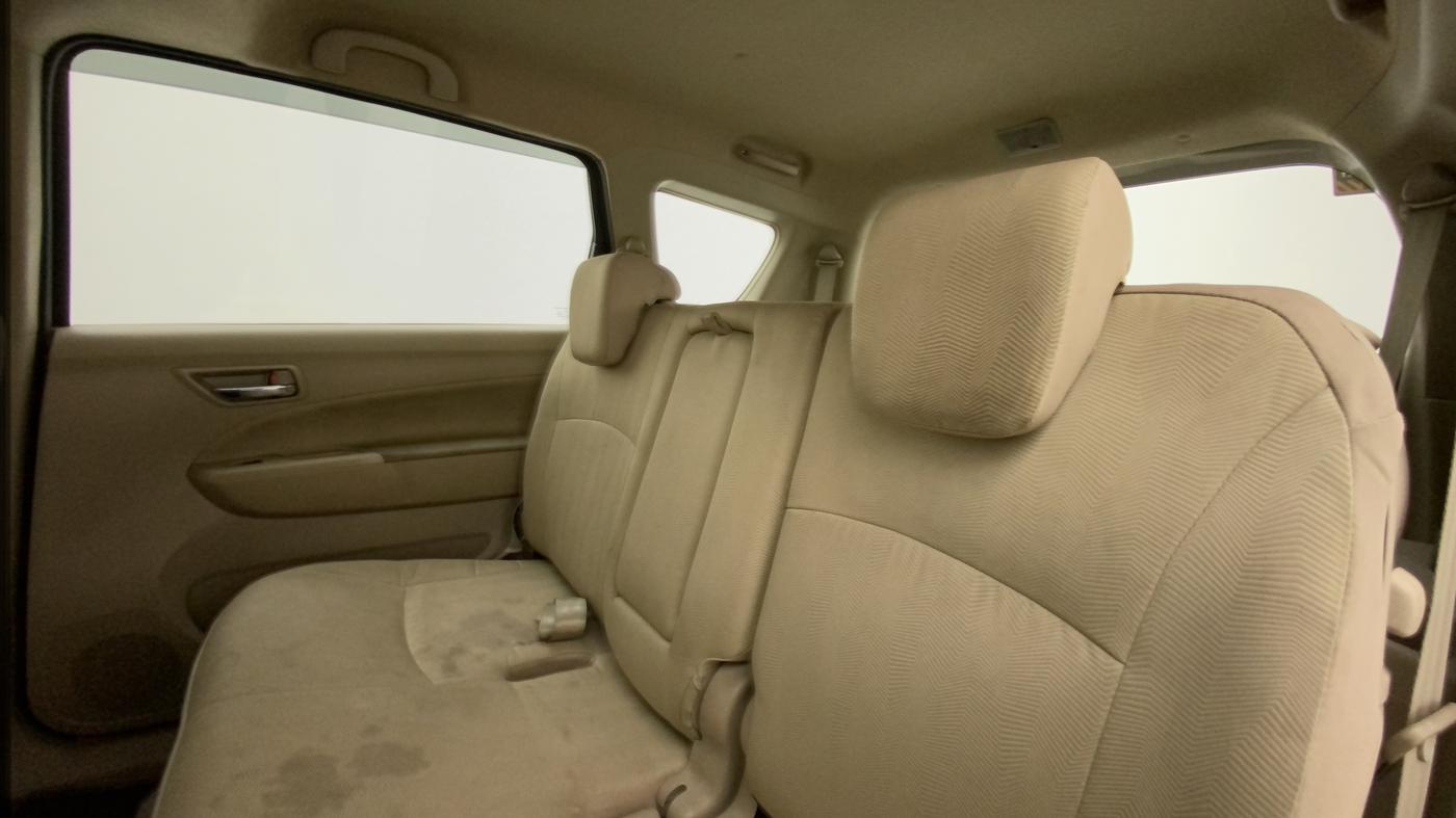 2016 Maruti Ertiga VXI, Petrol, Manual, 1,46,105 km, Right Side Rear Door Cabin