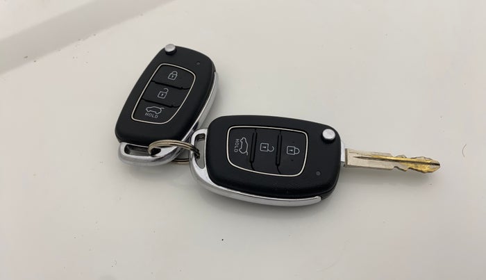 2021 Hyundai Creta EX 1.5 PETROL, Petrol, Manual, 39,936 km, Key Close Up