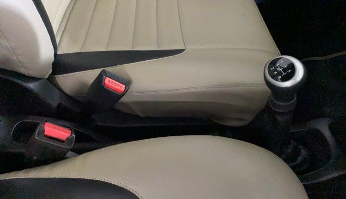 2014 Maruti Wagon R 1.0 VXI, Petrol, Manual, 57,980 km, Gear Lever
