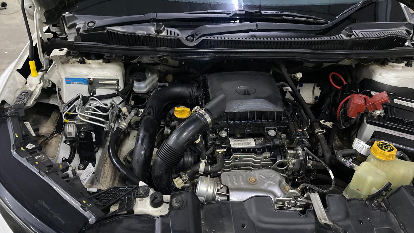 2024 Tata NEXON Smart Plus 1.2 Revotron 6 AMT, Petrol, Automatic, 39,131 km, Engine View - Right