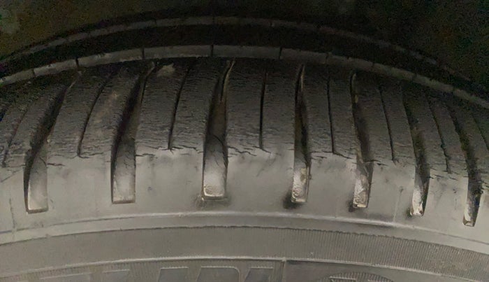 2012 Honda Jazz 1.2L I-VTEC SELECT, Petrol, Manual, 63,333 km, Right Rear Tyre Tread