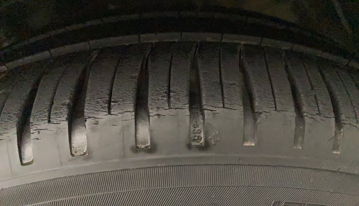 2012 Honda Jazz 1.2L I-VTEC SELECT, Petrol, Manual, 63,333 km, Left Rear Tyre Tread