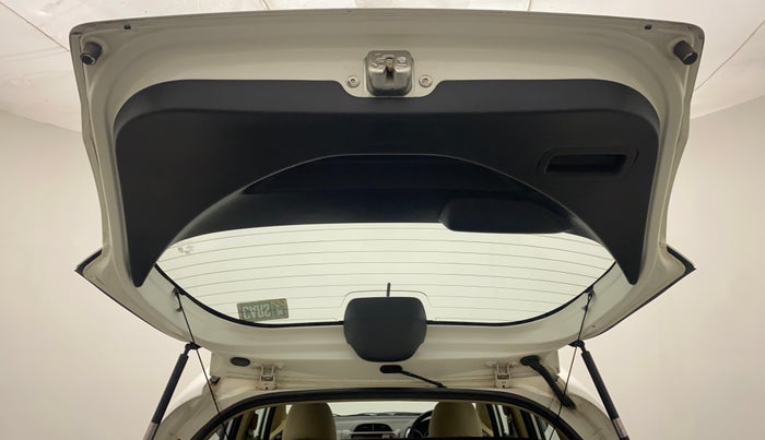 2012 Honda Jazz 1.2L I-VTEC SELECT, Petrol, Manual, 63,333 km, Boot Door Open