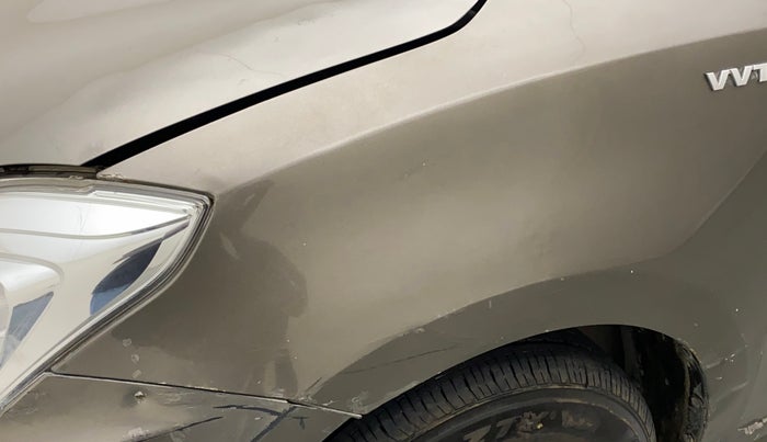 2017 Maruti Dzire VXI, Petrol, Manual, 1,07,214 km, Left fender - Slightly dented