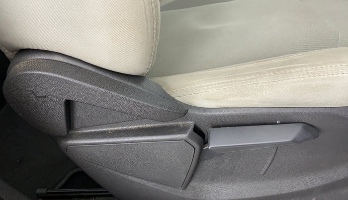 2017 Ford Ecosport 1.5 TITANIUM TI VCT, Petrol, Manual, 53,705 km, Driver Side Adjustment Panel