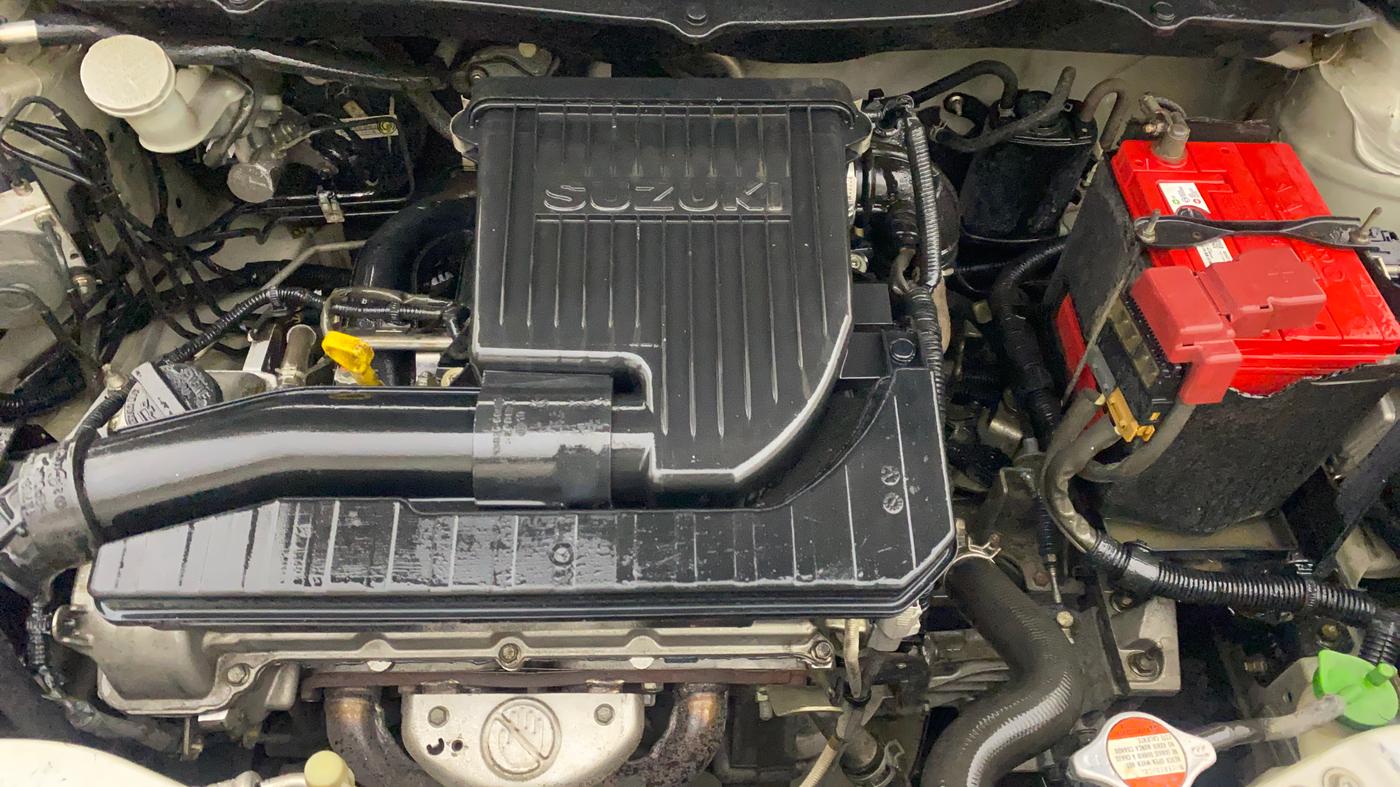 2013 Maruti Swift ZXI, Petrol, Manual, 79,499 km, Engine View