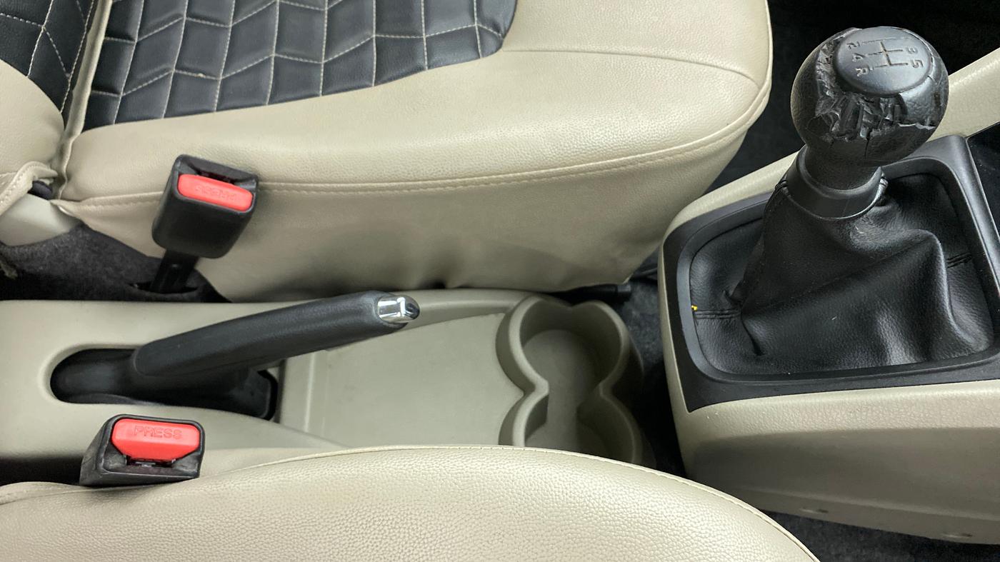 2015 Maruti Celerio VXI d, Petrol, Manual, 38,654 km, Gear Lever