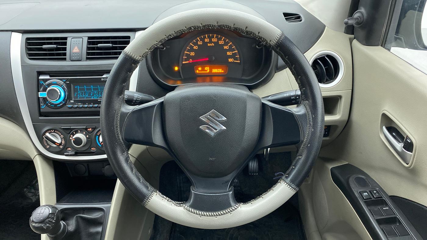 2015 Maruti Celerio VXI d, Petrol, Manual, 38,654 km, Steering Wheel Close Up