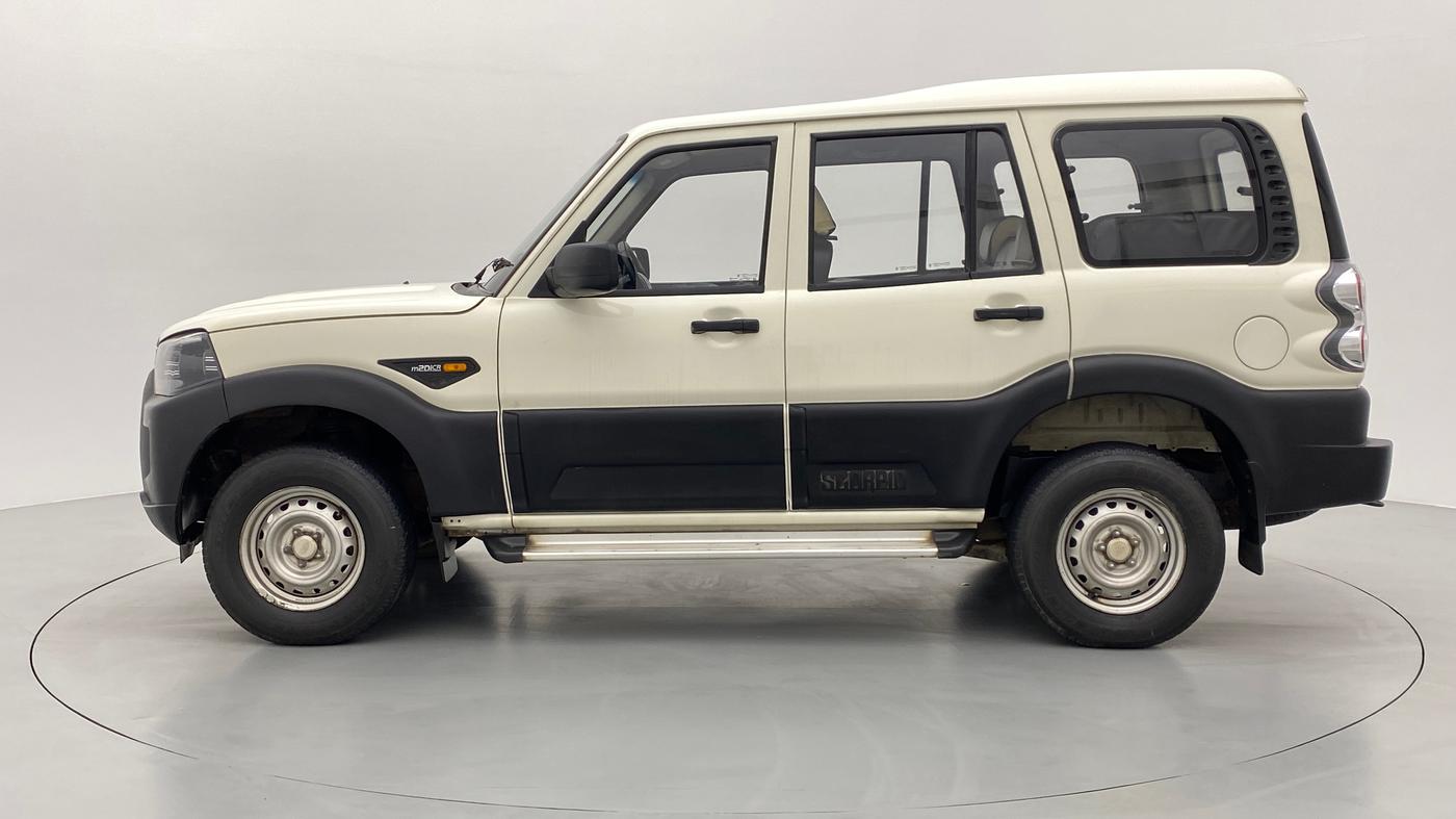 2016 Mahindra Scorpio S2, Diesel, Manual, 1,32,429 km, Left Side