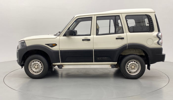 2016 Mahindra Scorpio S2, Diesel, Manual, 1,32,429 km, Left Side
