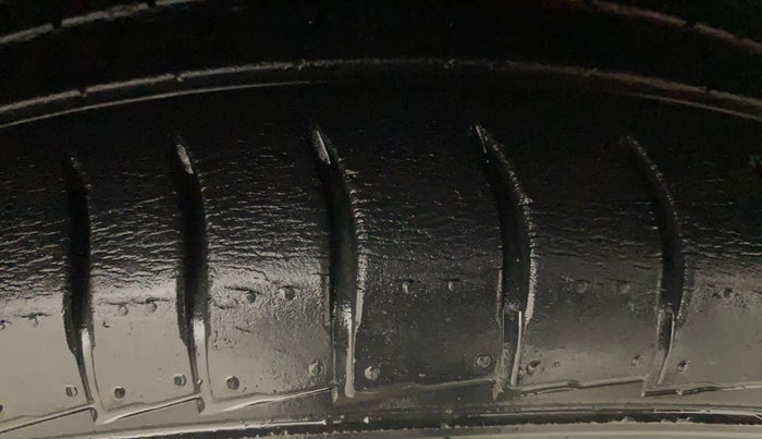 2019 Hyundai NEW SANTRO SPORTZ MT, Petrol, Manual, 19,582 km, Right Front Tyre Tread