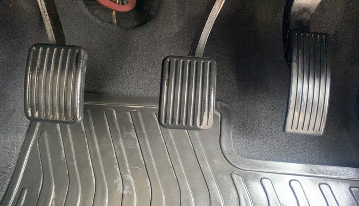 2019 Hyundai NEW SANTRO SPORTZ MT, Petrol, Manual, 19,582 km, Pedals