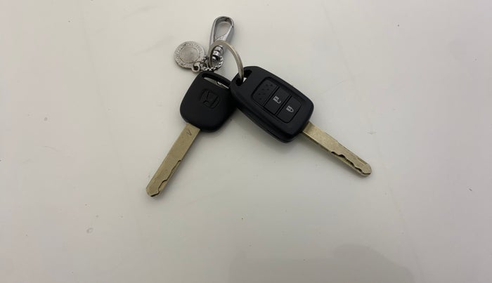 2018 Honda WR-V 1.2L I-VTEC S MT, Petrol, Manual, 16,976 km, Key Close Up