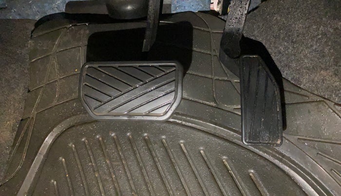 2015 Maruti Celerio VXI AMT, Petrol, Automatic, 9,010 km, Pedals