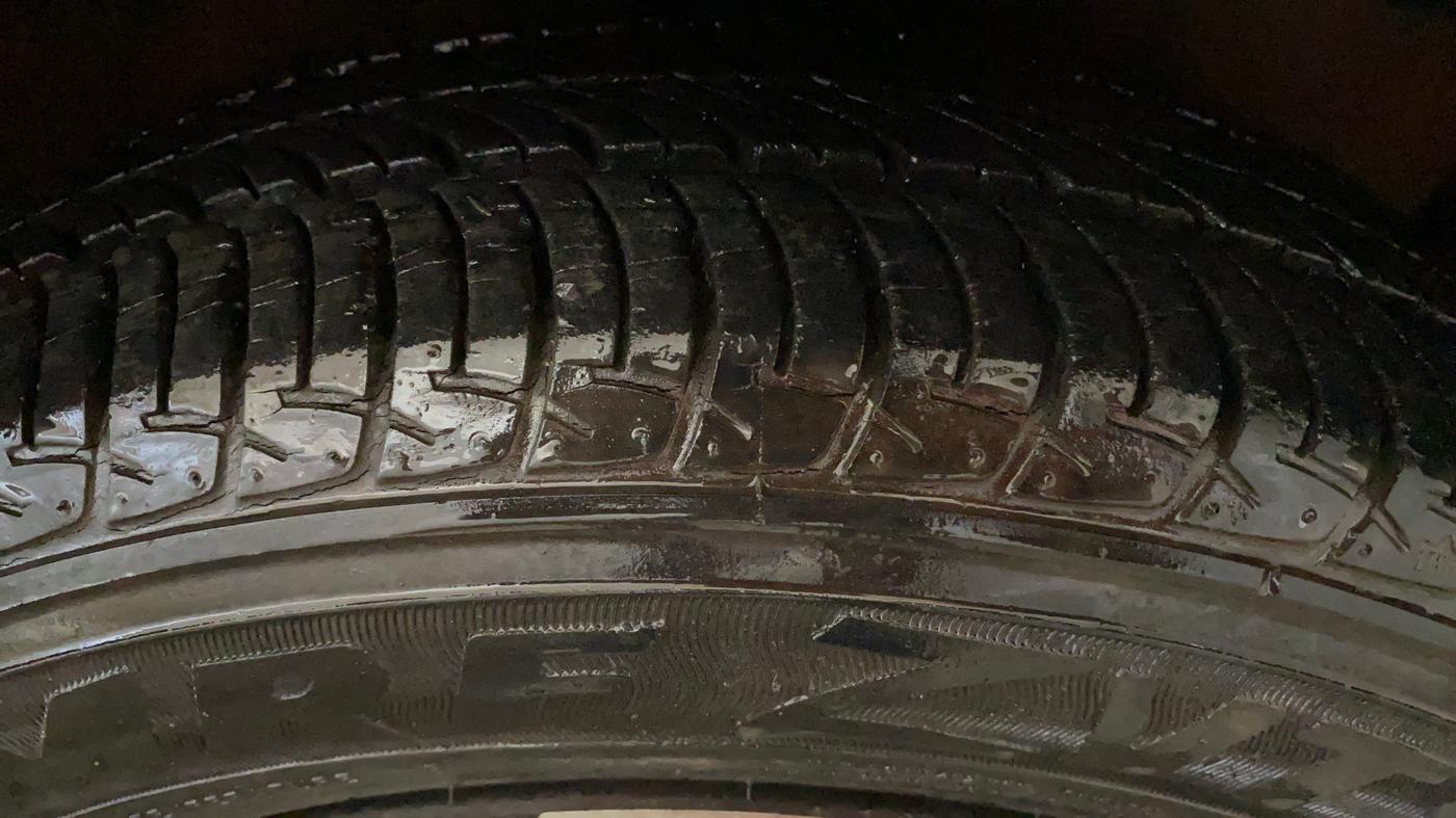 2015 Maruti Celerio VXI AMT, Petrol, Automatic, 9,082 km, Right Front Tyre Tread