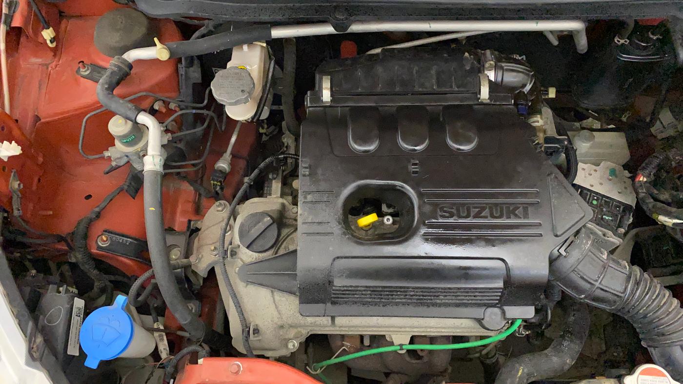 2015 Maruti Celerio VXI AMT, Petrol, Automatic, 9,082 km, Engine View - Right