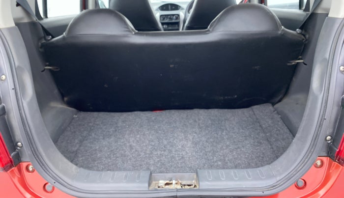 2016 Maruti Alto 800 LXI, Petrol, Manual, 13,540 km, Boot Inside View