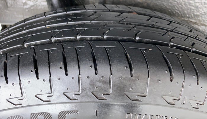 2021 Maruti Celerio ZXI D, Petrol, Manual, 806 km, Right Rear Tyre Tread