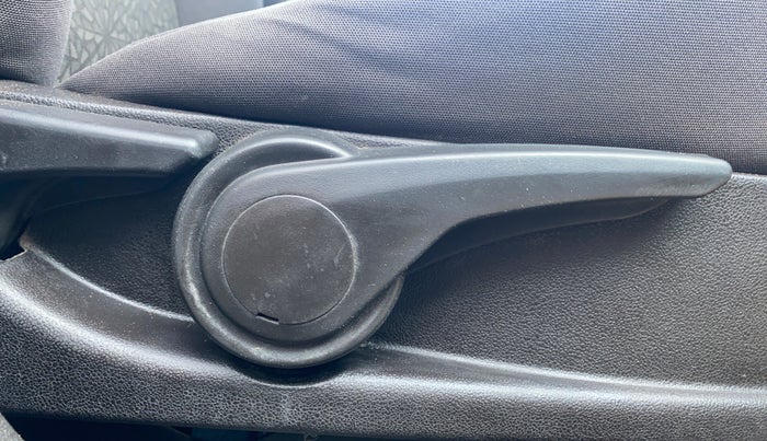 2015 Tata Zest XTA F-TRONIC DIESEL, Diesel, Automatic, 1,08,567 km, Driver Side Adjustment Panel