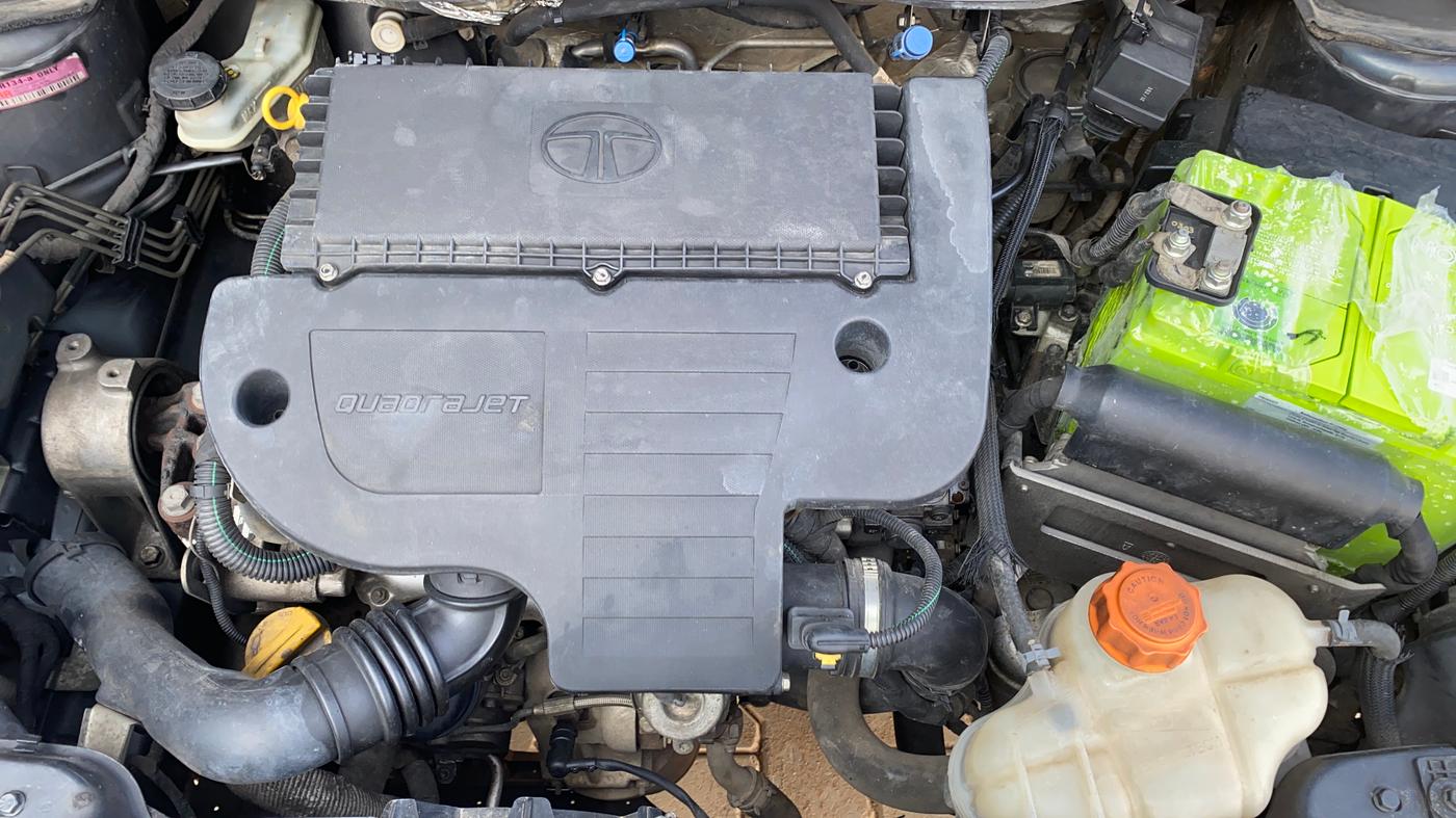 2015 Tata Zest XTA F-TRONIC DIESEL, Diesel, Automatic, 1,08,741 km, Engine View