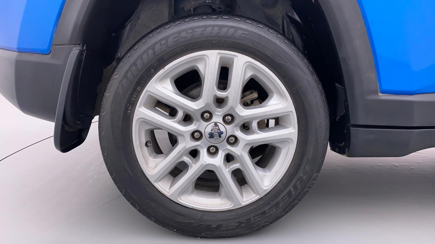 2018 Jeep Compass LIMITED (O) 2.0, Diesel, Manual, 50,579 km, Right Rear Wheel