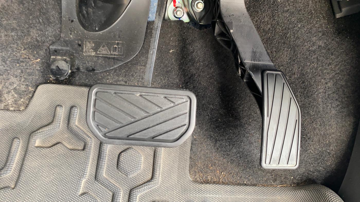 2024 Maruti Alto K10 VXI PLUS AMT, Petrol, Automatic, 7,198 km, Pedals