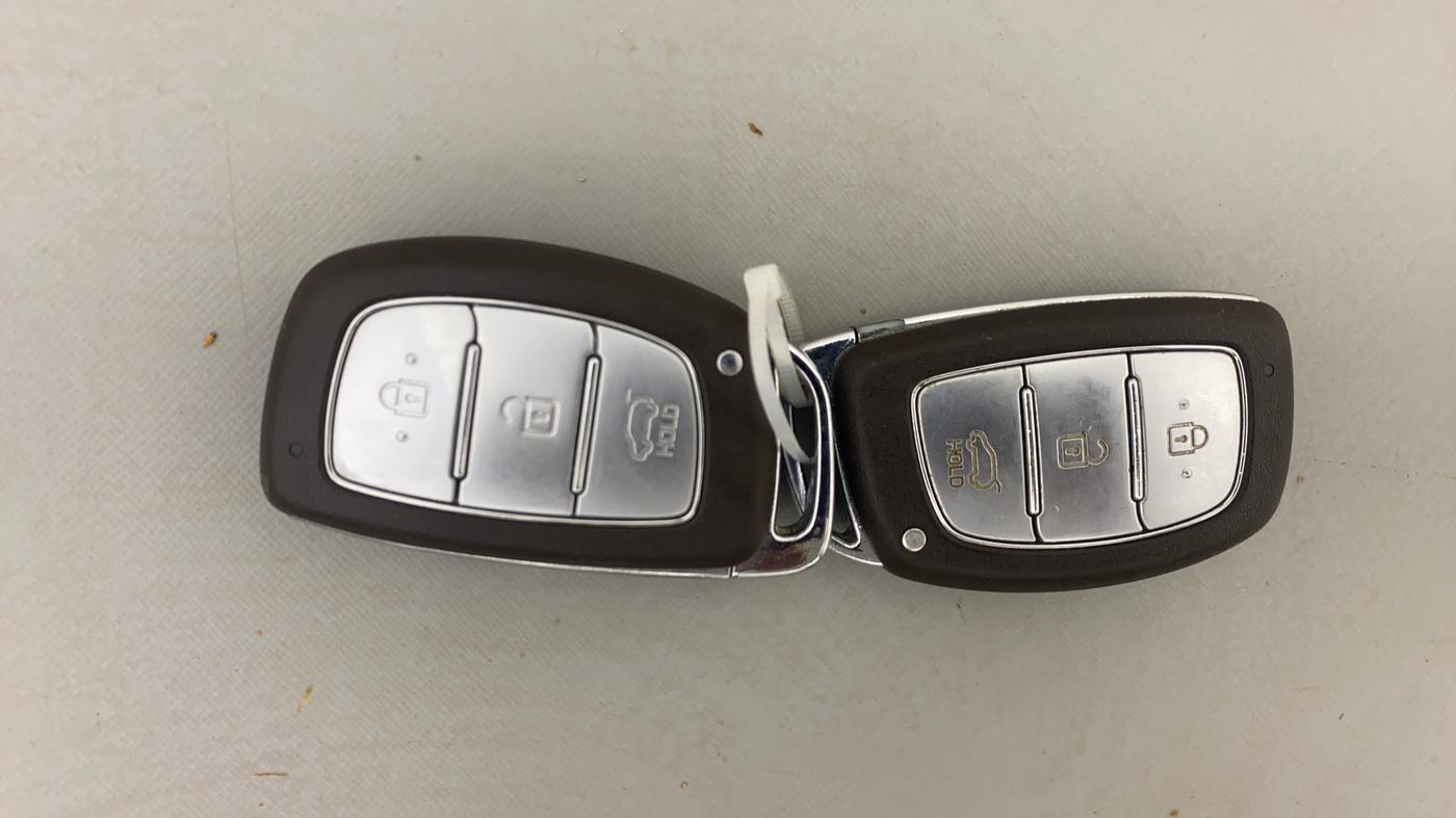 2017 Hyundai Tucson GLS 4WD AT DIESEL, Diesel, Automatic, 69,787 km, Key Close Up