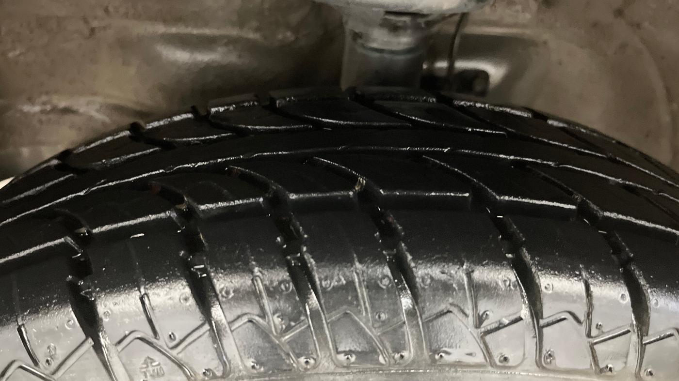 2018 Maruti Wagon R 1.0 LXI CNG, CNG, Manual, 45,243 km, Left Front Tyre Tread