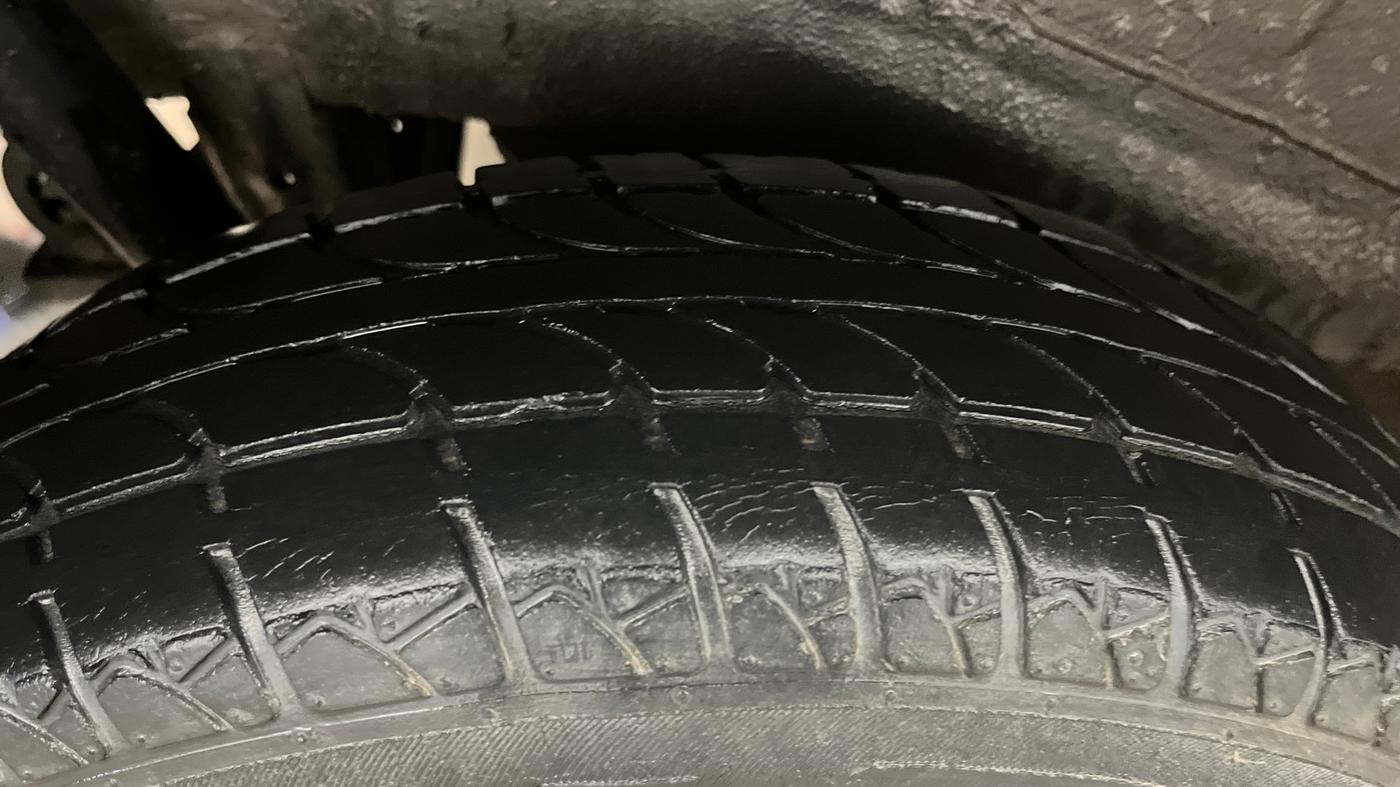2018 Maruti Wagon R 1.0 LXI CNG, CNG, Manual, 45,243 km, Right Rear Tyre Tread