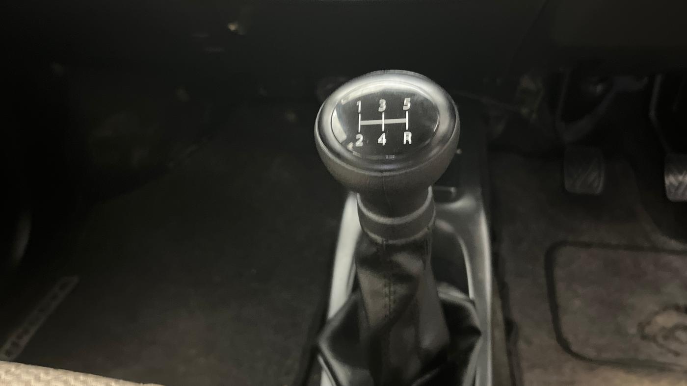 2018 Maruti Wagon R 1.0 LXI CNG, CNG, Manual, 45,243 km, Gear Lever