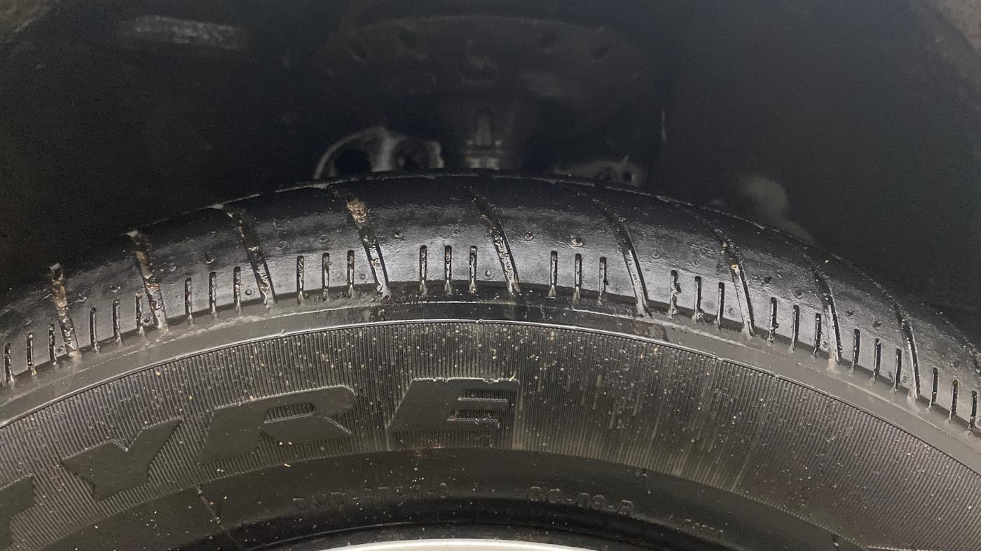 2016 Honda Brio S MT, Petrol, Manual, 47,093 km, Right Front Tyre Tread