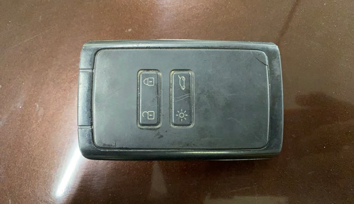 2021 Renault Kiger RXT MT, Petrol, Manual, 39,899 km, Key Close Up