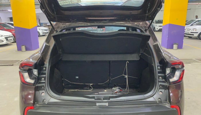 2021 Renault Kiger RXT MT, Petrol, Manual, 39,899 km, Boot Inside