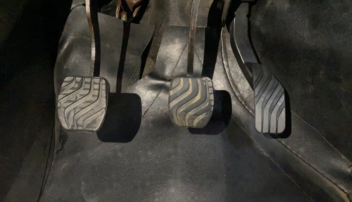 2021 Renault Kiger RXT MT, Petrol, Manual, 39,899 km, Pedals