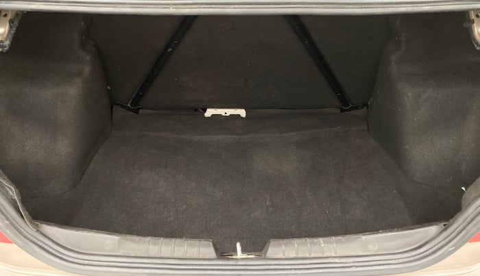 2014 Tata Zest XMA QUADRAJET 90PS, Diesel, Automatic, 95,307 km, Boot Inside