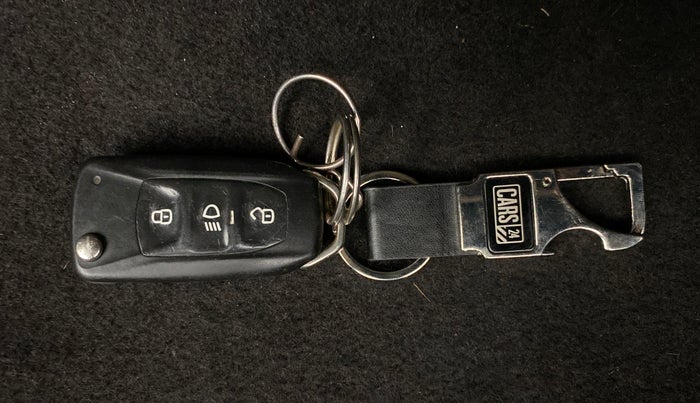 2014 Tata Zest XMA QUADRAJET 90PS, Diesel, Automatic, 95,307 km, Key Close Up
